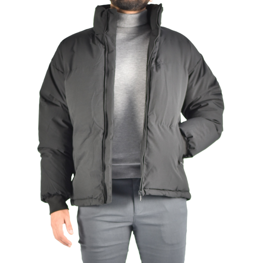 Jacket Short Puffer in Black